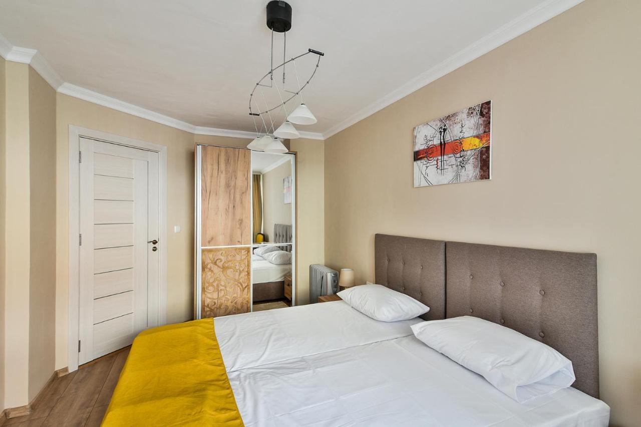 Top Location Flats In Varna Buitenkant foto